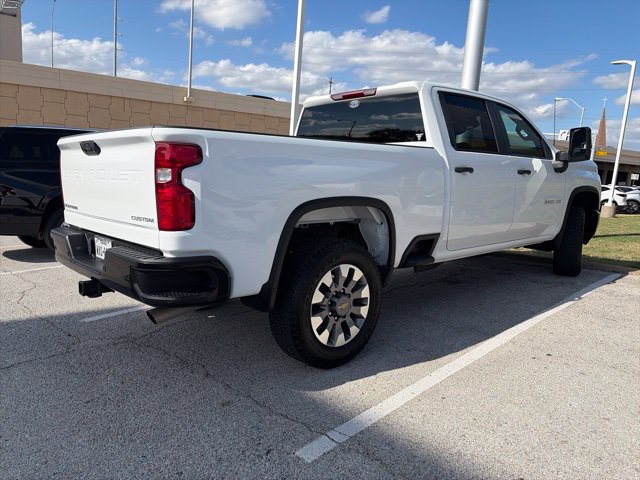 Used 2025 Chevrolet Silverado 2500 Custom w/ Custom Value Package AWD/4WD image 4
