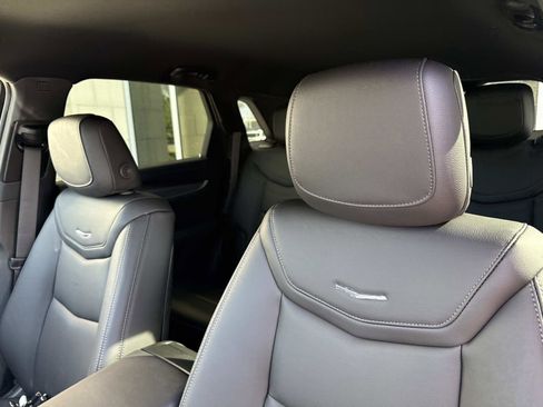 New 2026 Cadillac XT5 Luxury w/ LPO, Floor Liner Package image 23