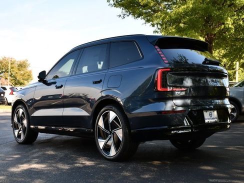New 2025 Volvo EX90 Ultra w/ Protection Package Premier image 5