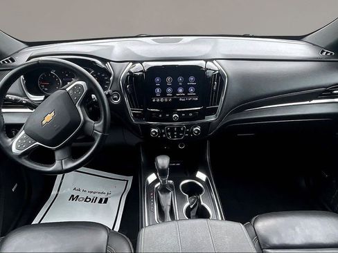 Used 2023 Chevrolet Traverse LT w/ LT Premium Package AWD/4WD image 7