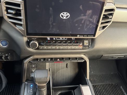 Used 2023 Toyota Sequoia Limited image 12