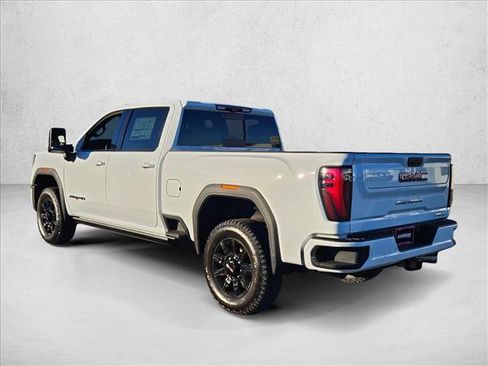 New 2026 GMC Sierra 2500 AT4 w/ AT4 Premium Plus Package image 9