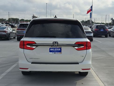 Used 2021 Honda Odyssey EX-L image 5