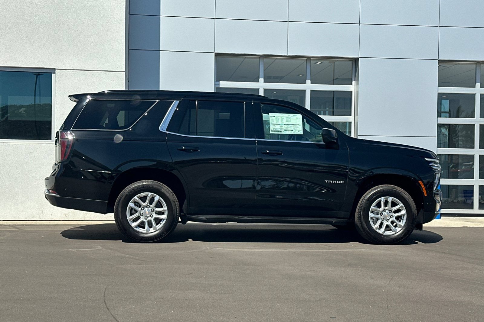New 2026 Chevrolet Tahoe 4WD image 3