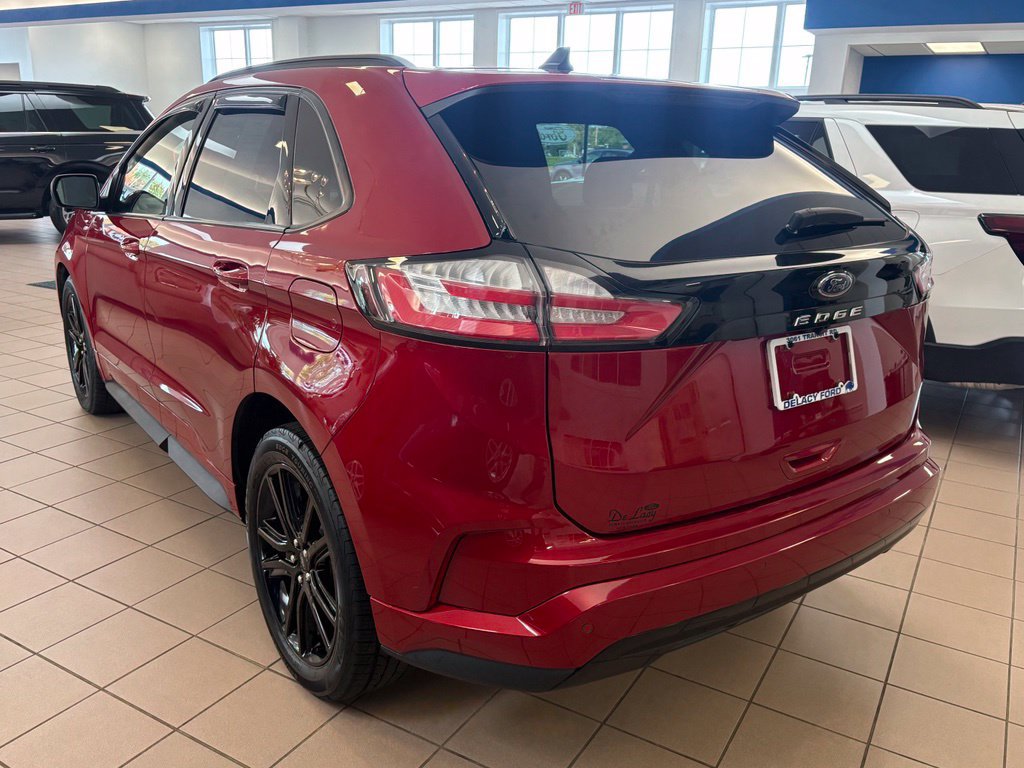 Used 2022 Ford Edge ST-Line AWD/4WD image 8