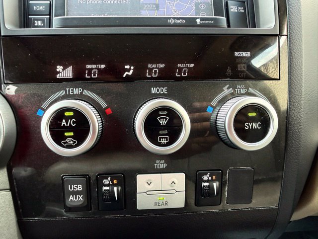Used 2016 Toyota Sequoia Limited w/ Safety & Convenience Package AWD/4WD image 33