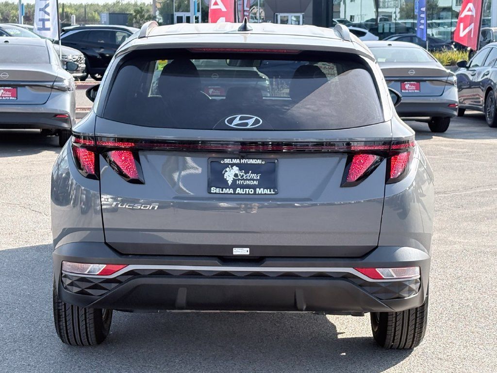 Used 2024 Hyundai Tucson SEL FWD image 6