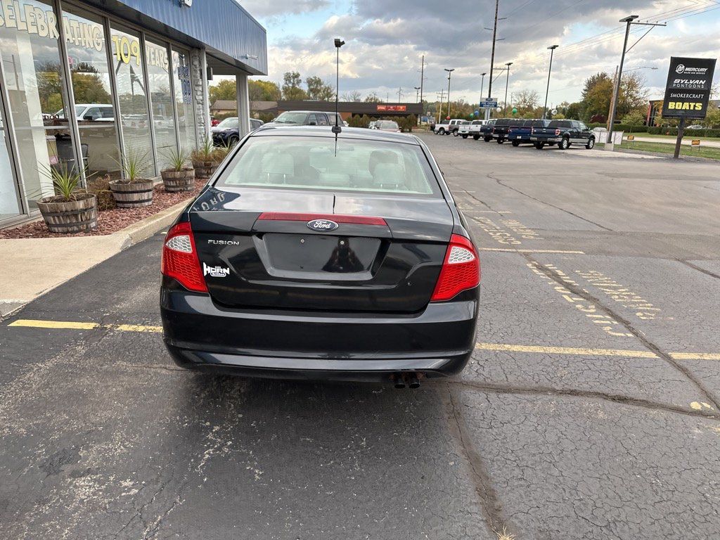 Used 2012 Ford Fusion S FWD image 5