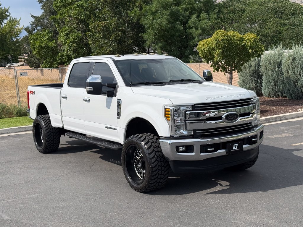 Used 2018 Ford F350 Lariat w/ Chrome Package AWD/4WD image 2