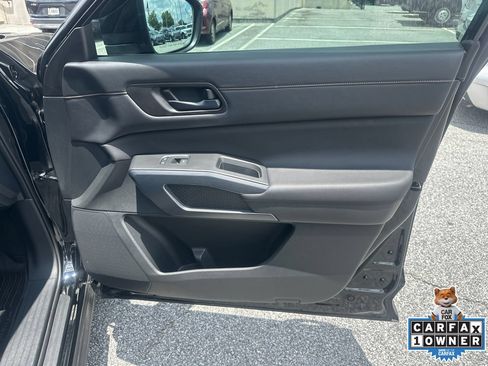 Used 2024 Nissan Pathfinder Rock Creek AWD/4WD image 14