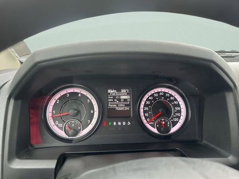 Used 2020 RAM 1500 Classic SLT AWD/4WD image 25