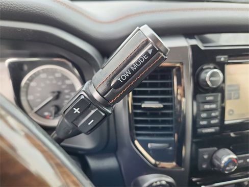 Used 2016 Nissan Titan Platinum Reserve image 21
