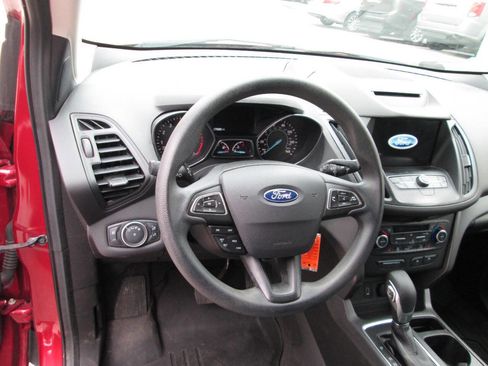 Used 2018 Ford Escape SE w/ SE Sync 3 Package image 11