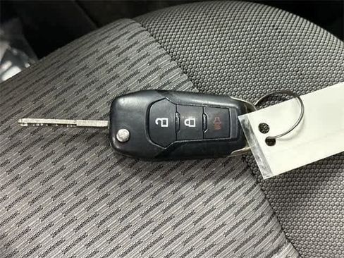 Used 2020 Ford F150 XLT image 32