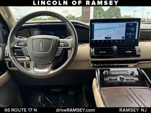Used 2024 Lincoln Navigator L Reserve AWD/4WD image 25