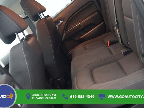 Used 2020 GMC Canyon SLE w/ Elevation Edition RWD image 14