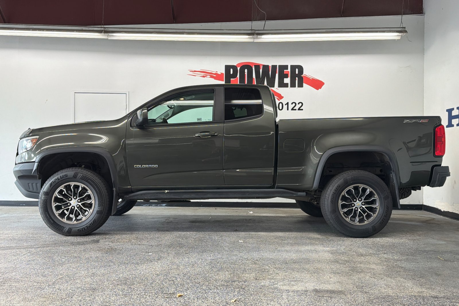 Used 2018 Chevrolet Colorado ZR2 AWD/4WD image 6