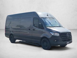 Used 2022 Mercedes-Benz Sprinter 2500 video 3