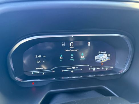 Used 2023 Chevrolet Tahoe High Country image 9