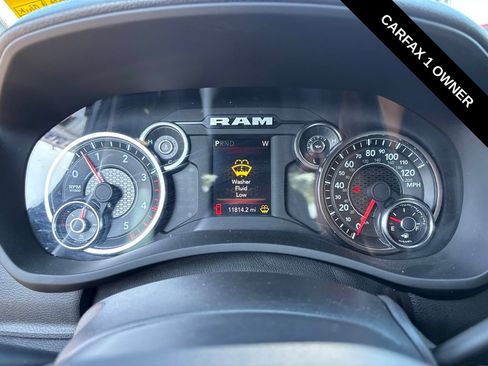 Used 2024 RAM 3500 Tradesman w/ Chrome Appearance Group AWD/4WD image 12