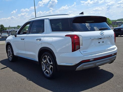 Used 2023 Hyundai Palisade Limited AWD/4WD image 4