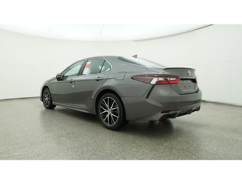 Used 2023 Toyota Camry SE image 22