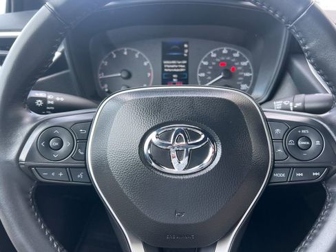 Certified 2025 Toyota Corolla SE image 25
