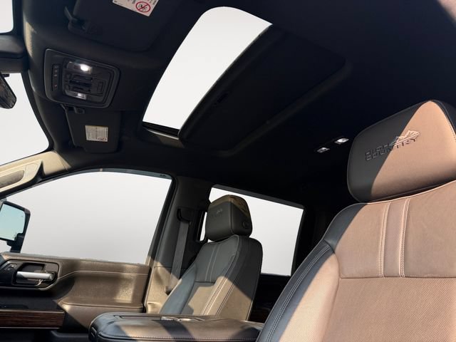 Used 2021 Chevrolet Silverado 3500 High Country w/ Z71 Off-Road Package AWD/4WD image 13