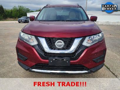 Used 2018 Nissan Rogue SV w/ Premium Package