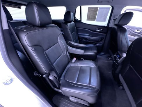 Used 2023 GMC Acadia SLT FWD image 39
