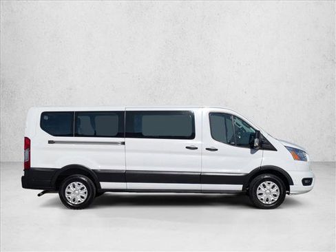 Used 2022 Ford Transit 350 XLT image 4