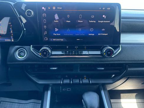 Used 2023 Chevrolet Colorado LT image 51