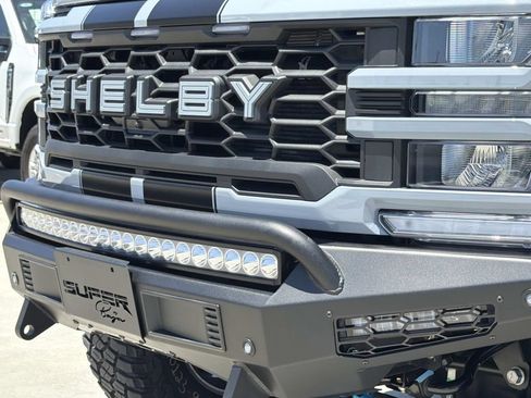 New 2026 Ford F250 Lariat w/ Black Appearance Package AWD/4WD image 16