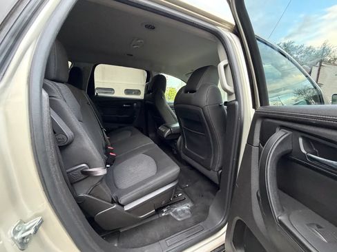 Used 2014 Chevrolet Traverse LT FWD image 28