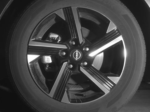 Used 2025 Nissan Sentra SV image 12