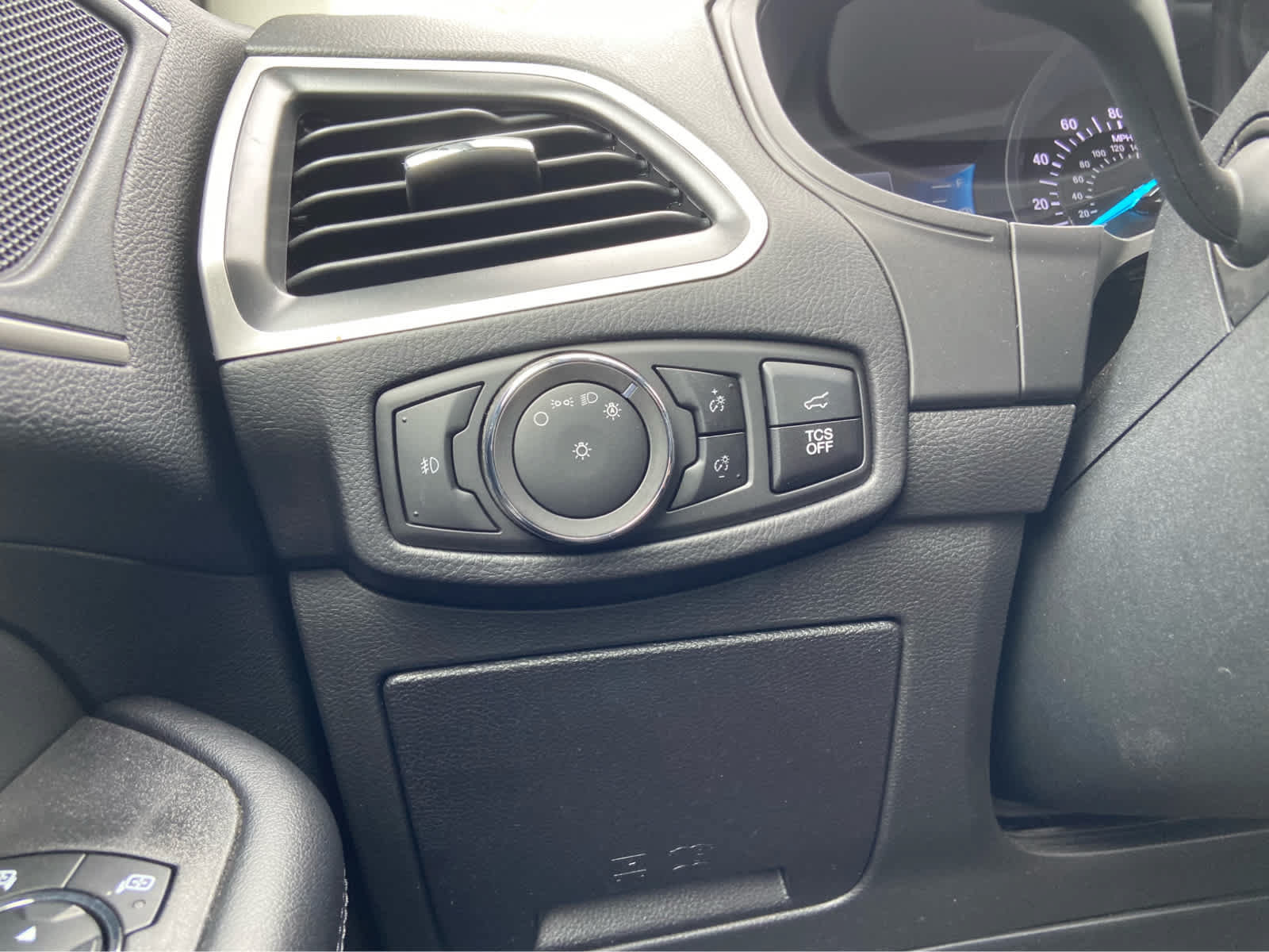 Used 2023 Ford Edge SEL w/ Convenience Package AWD/4WD image 22