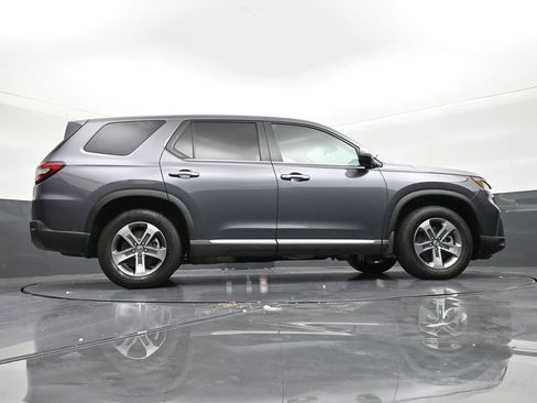 Used 2025 Honda Pilot EX-L image 23