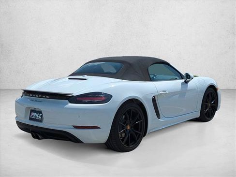 Used 2025 Porsche 718 Boxster RWD image 5