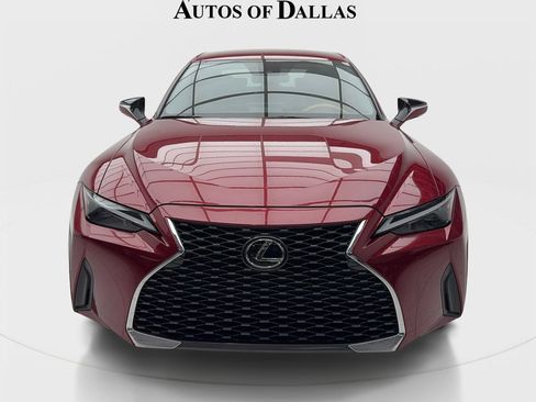 Used 2022 Lexus IS 300 w/ Accessory Package RWD image 3