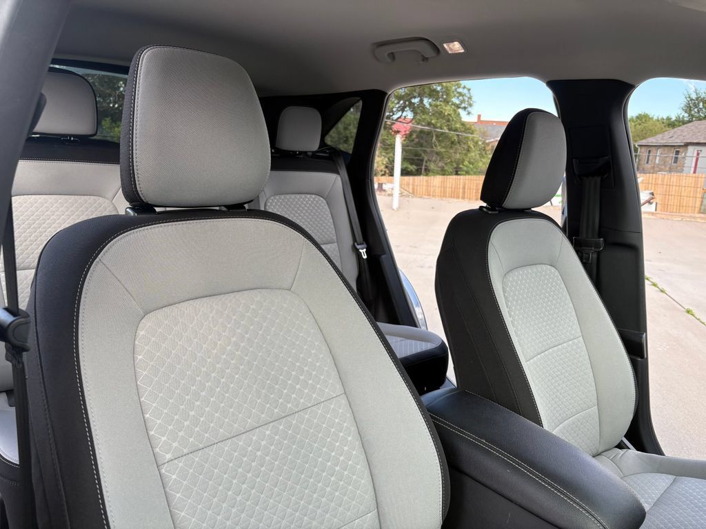 Used 2024 Ford Escape Active w/ Tech Pack #1 AWD/4WD image 15