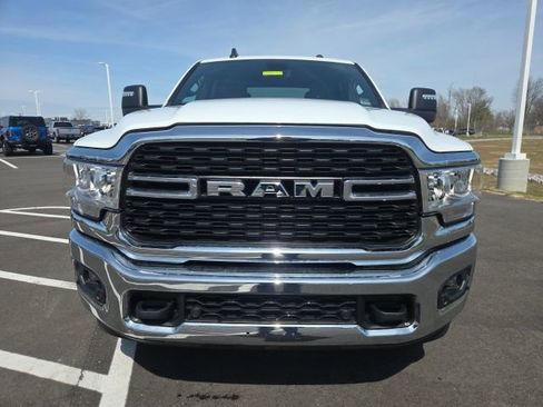 Used 2024 RAM 2500 Big Horn w/ Off Road Package image 2
