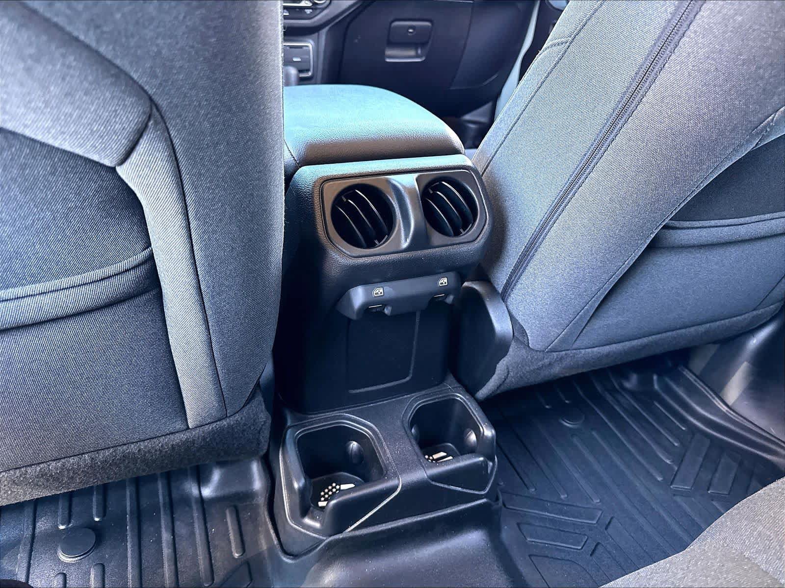 Used 2024 Jeep Wrangler Unlimited Sport AWD/4WD image 37