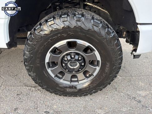 Used 2023 Ford F250 Lariat w/ Lariat Ultimate Package image 9