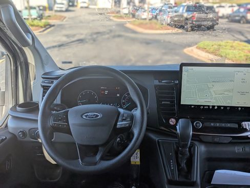 Used 2024 Ford Transit 350 XLT image 18