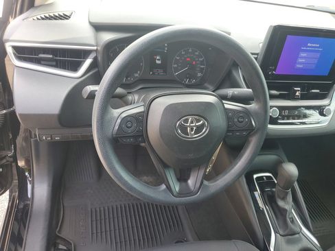 Used 2024 Toyota Corolla LE FWD image 17