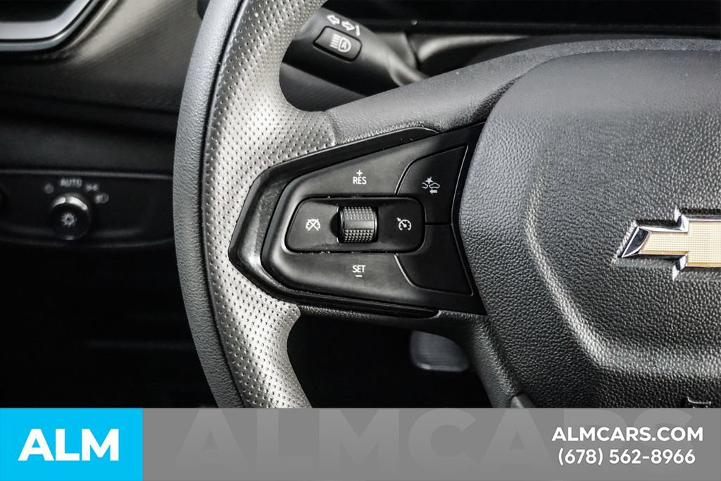 Used 2025 Chevrolet TrailBlazer LT FWD image 26