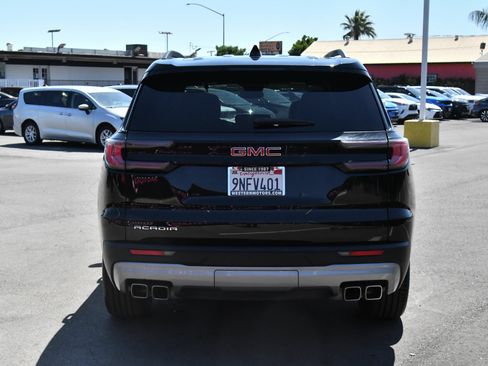 Used 2024 GMC Acadia Elevation FWD image 7