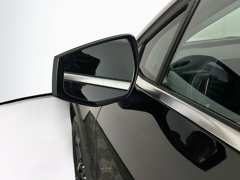 Used 2025 Kia Sportage LX image 16