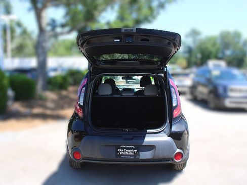 Used 2014 Kia Soul FWD image 9