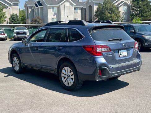 Used 2018 Subaru Outback 2.5i Premium AWD/4WD image 6